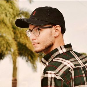 Meet your Posher, Tyler